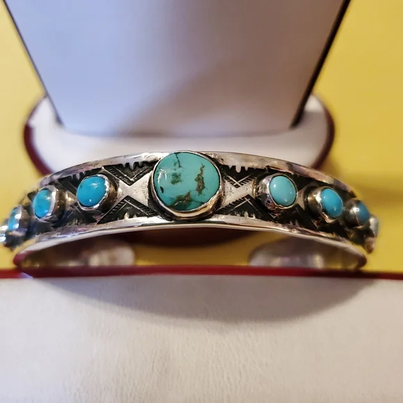 925 Turquoise Cuff Bracelet - Picture 5 of 13